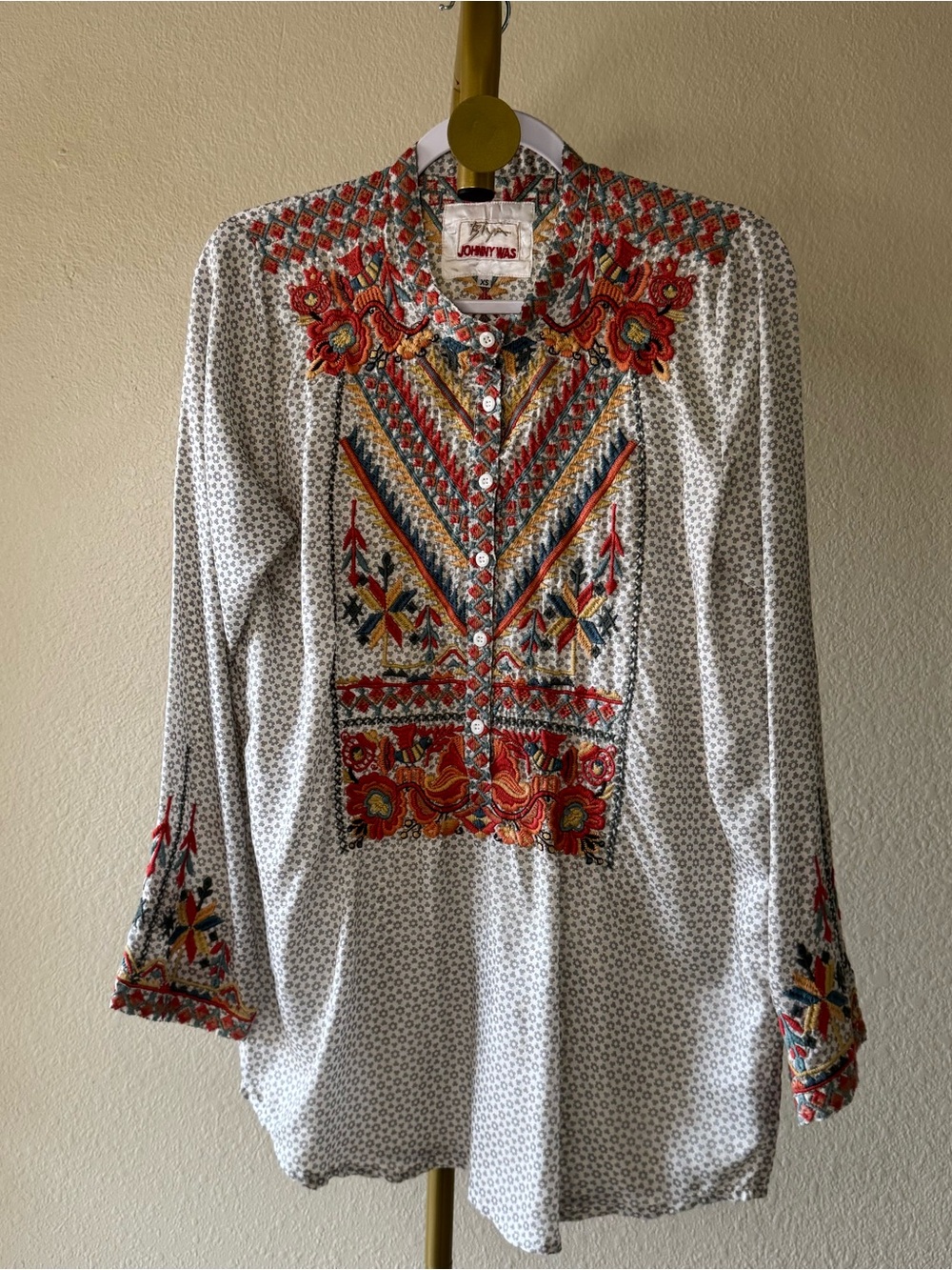 Johnny Was XS - M Embroidered Boho Button Front Tunic Blouse